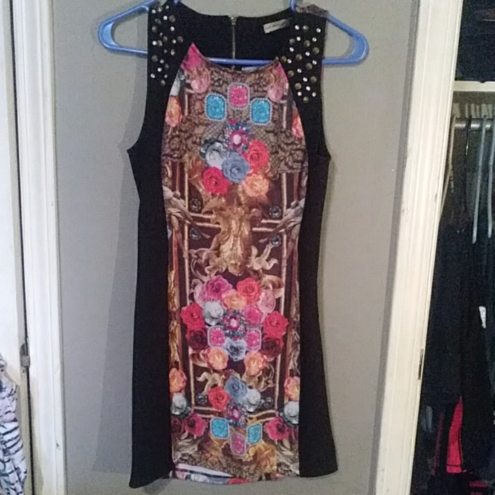 Really pretty dress